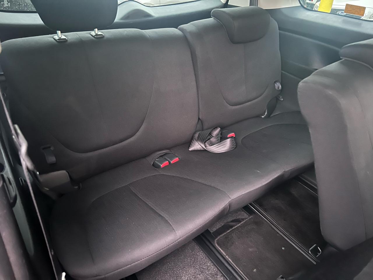 2012 Mazda Biante Carousel 5