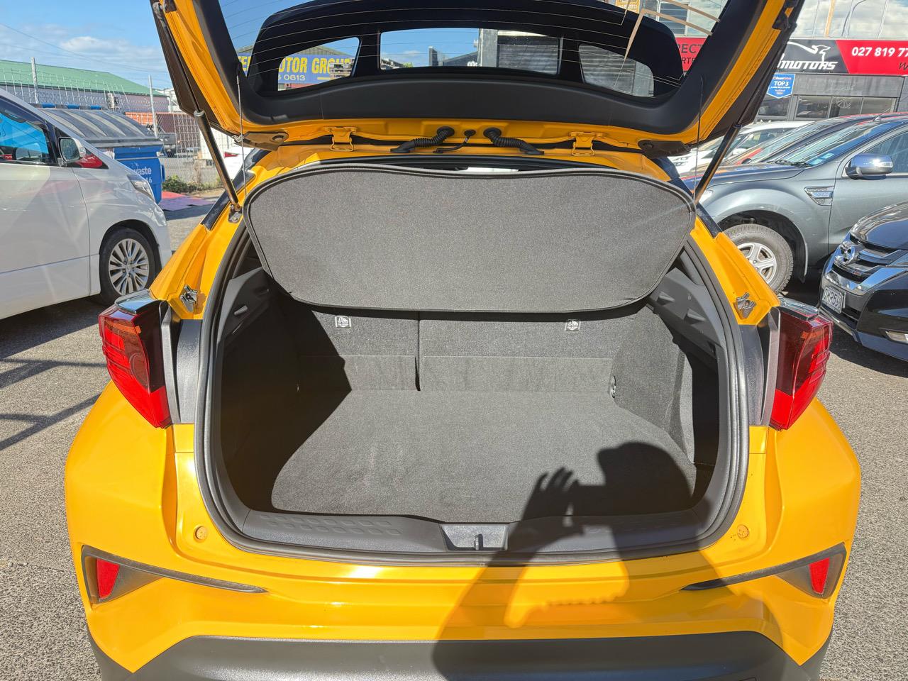 2019 Toyota C-HR GR Sprts Hybrid with Reversing Camera, Cruise Control ! Carousel 1