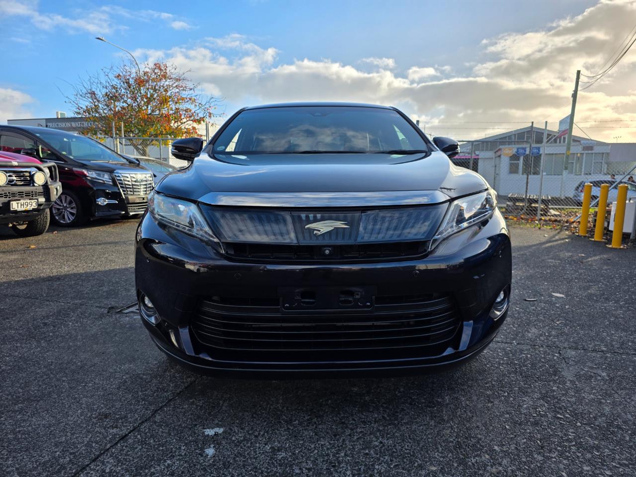 2014 Toyota Harrier Hybrid Premium 4WD with Reversing Camera, Parking Sensors, Cruise Control ! Carousel 8