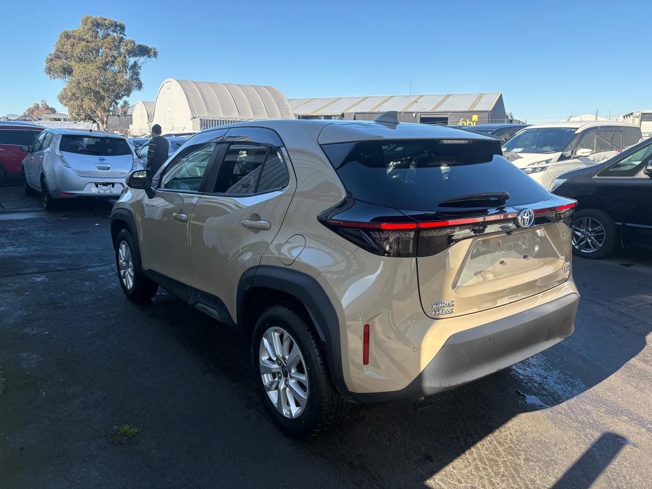 2021 Toyota YARIS CROSS HYBRID G Carousel 12