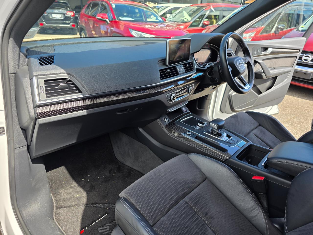 2018 Audi SQ5 Reversing Camera, Parking Sensors, Cruise Control, Electric & Heated Seats ! Carousel 8