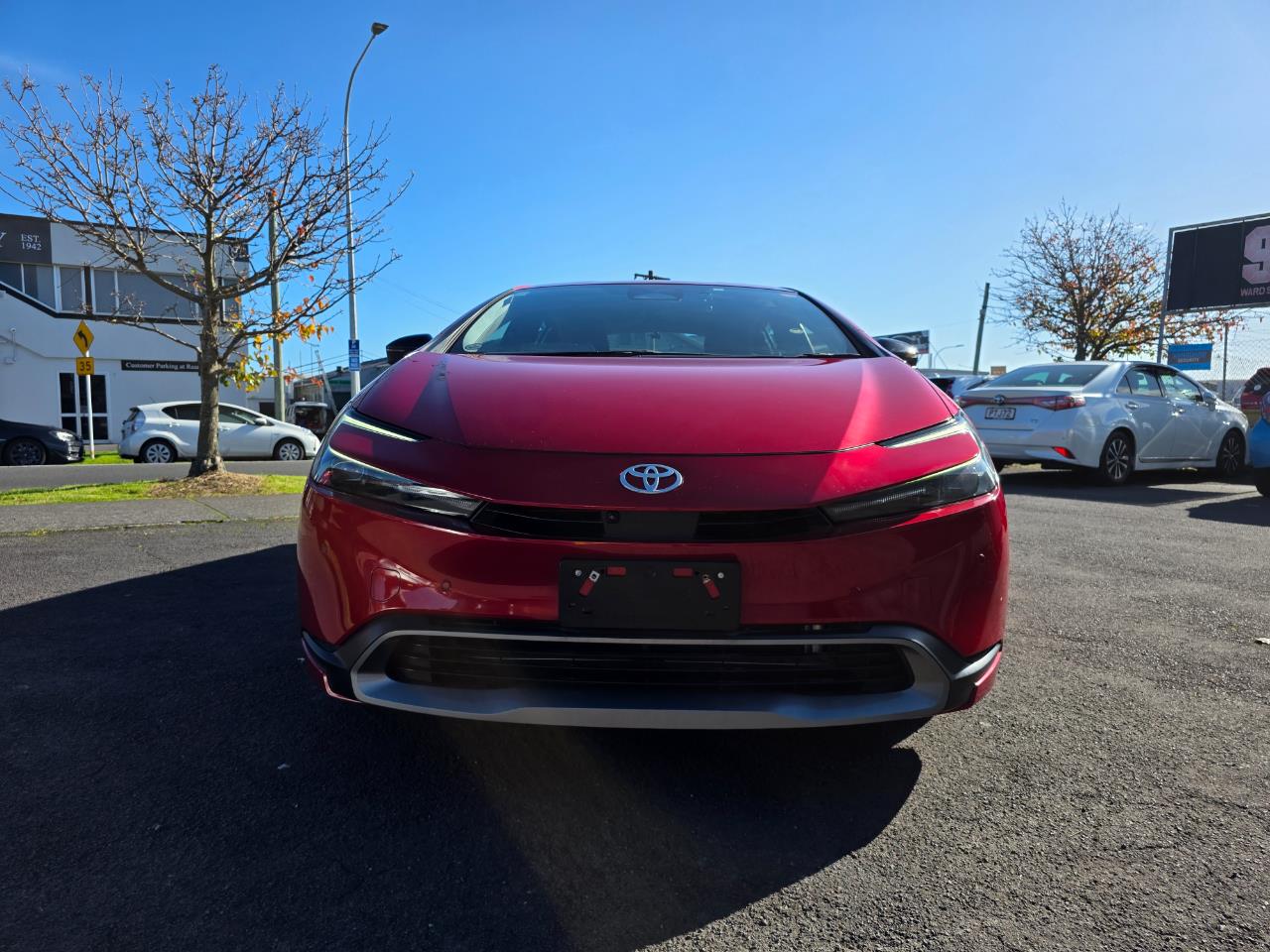 2023 Toyota Prius Newest Shape HEV with Around View Reversing Camera, Parking Sensors, Cruise Control ! Carousel 9