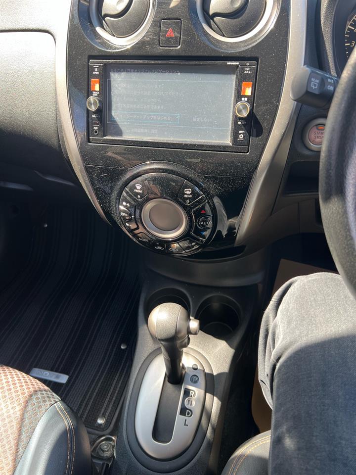 2015 Nissan Note Collage 2
