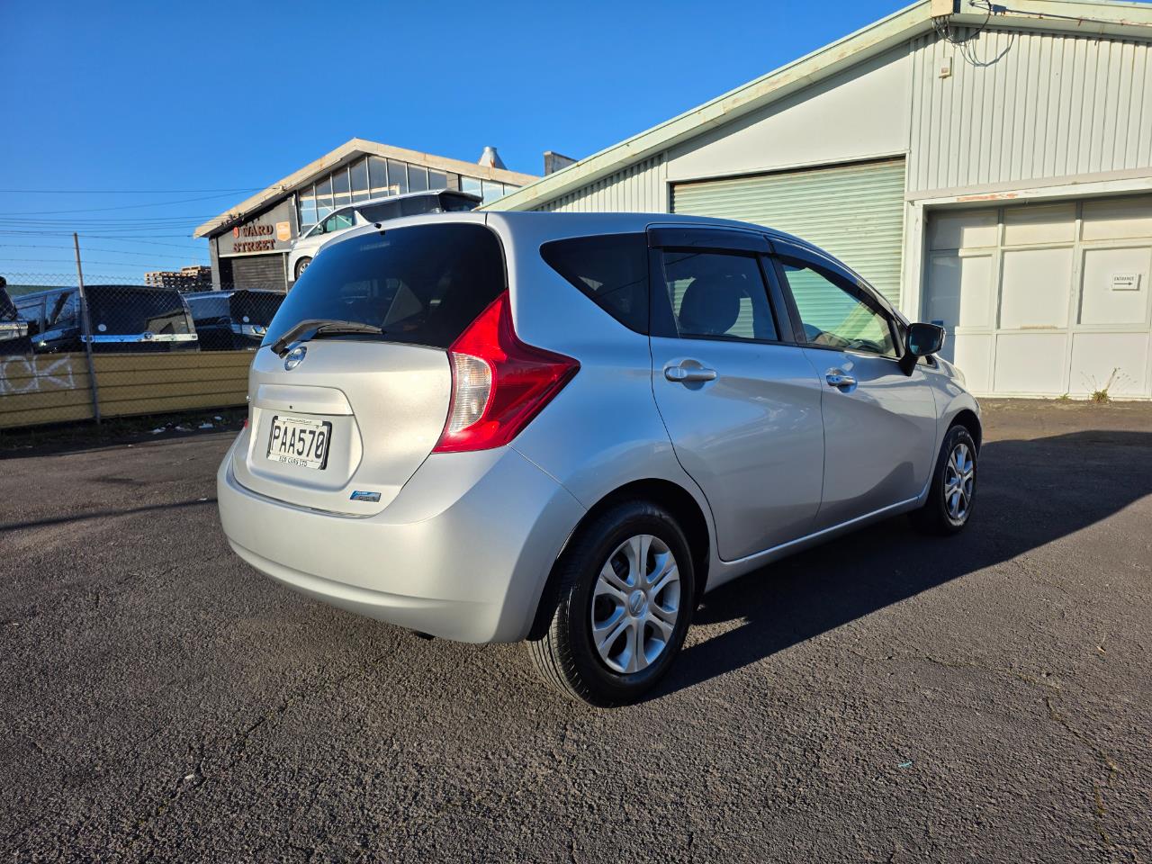 2016 Nissan Note Special Price ! Carousel 14