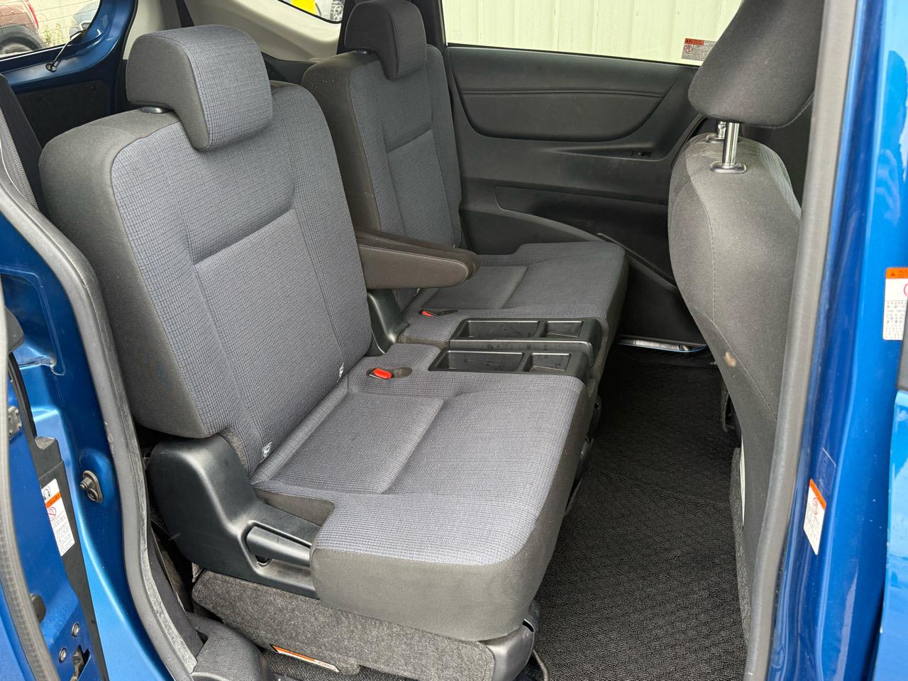2016 Toyota SIENTA HYBRID G Carousel 7