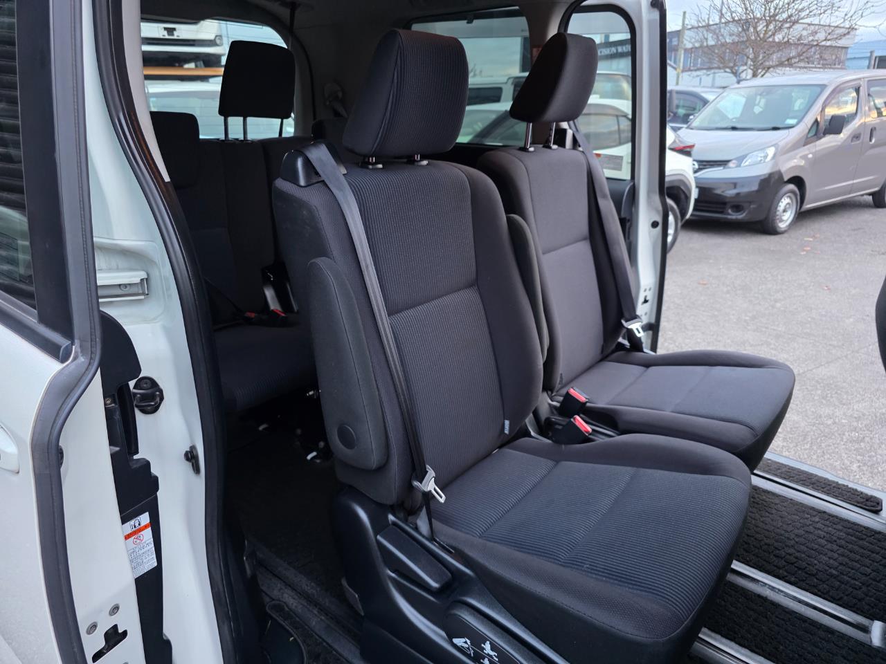 2014 Toyota Noah Hybrid 7 Seaters with Reversing Camera, Parking Sensors ! Carousel 3