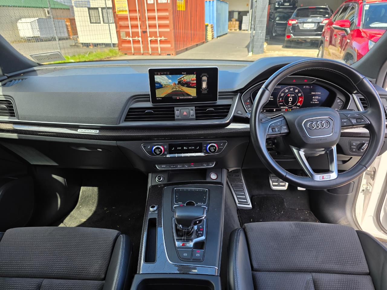 2018 Audi SQ5 Reversing Camera, Parking Sensors, Cruise Control, Electric & Heated Seats ! Carousel 1