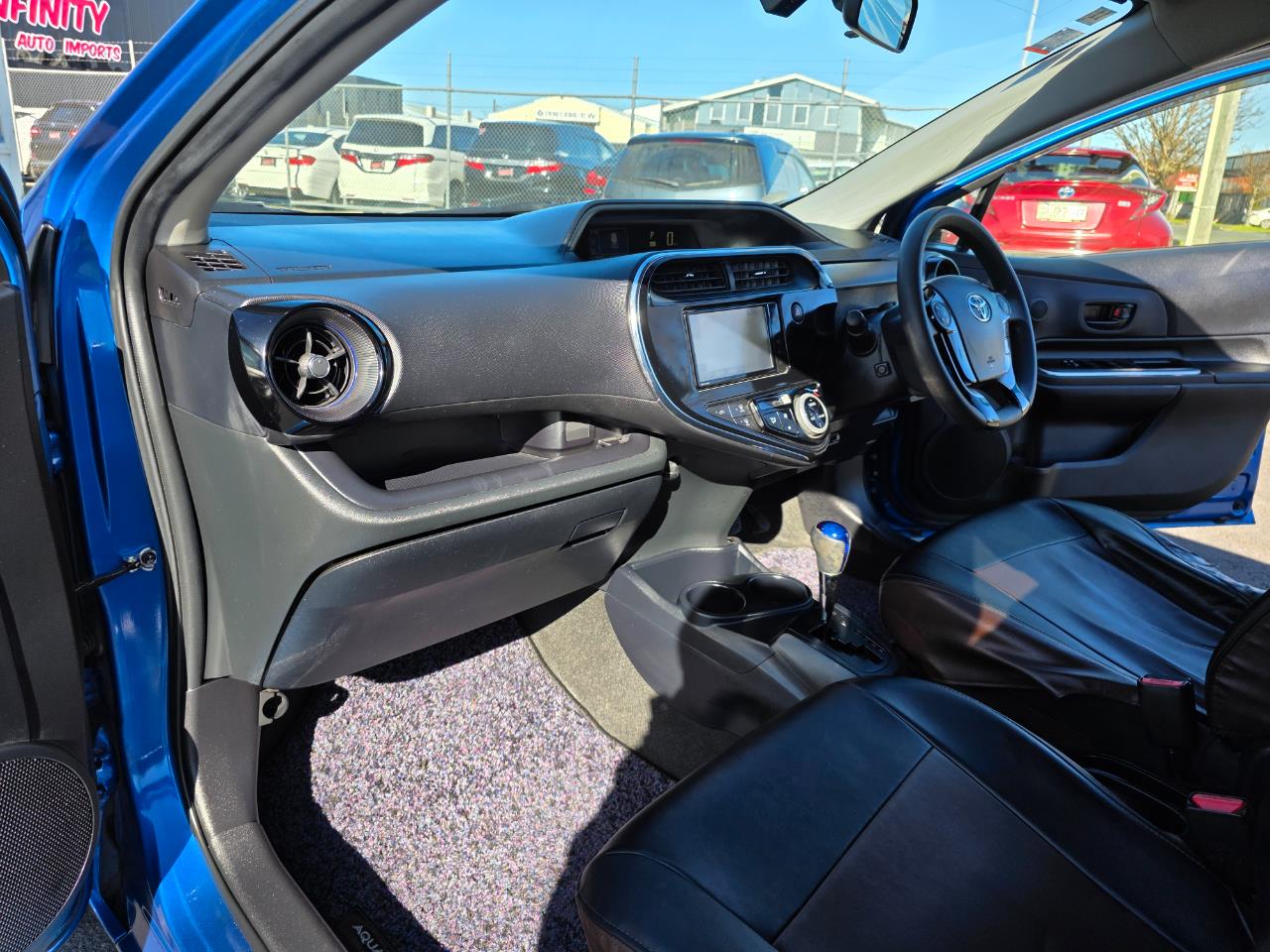 2018 Toyota Aqua Hybrid Newshape with Reversing Camera ! Carousel 5