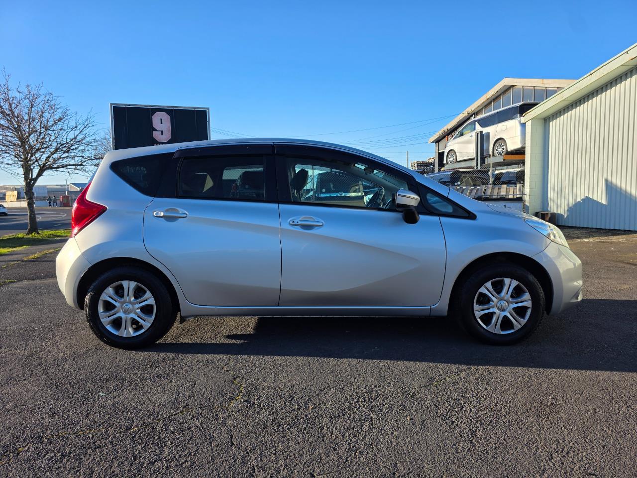 2016 Nissan Note Special Price ! Carousel 15