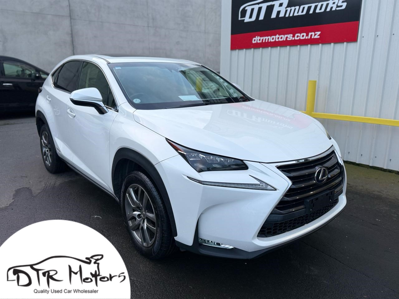 2015 Lexus NX 300H Leather seat