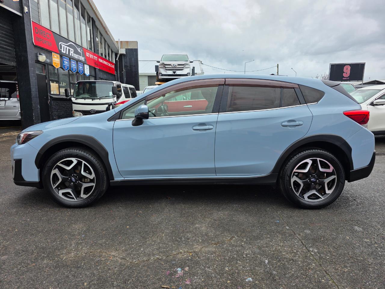 2017 Subaru XV AWD 2.0I-S EYESIGHT with Reversing Camera, Cruise Control ! Carousel 12