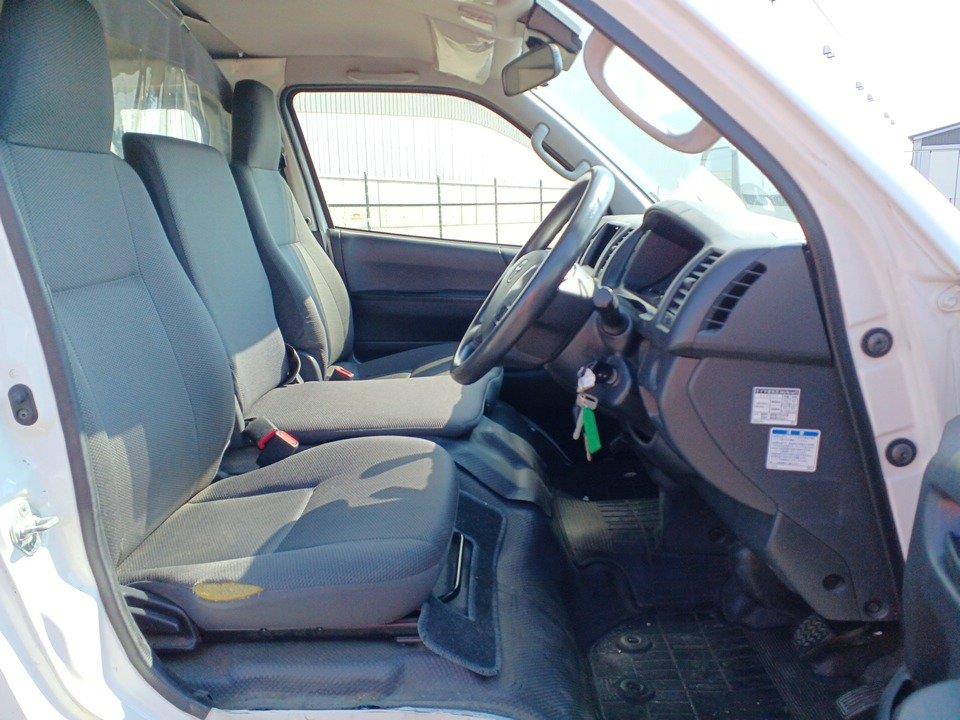 2019 Toyota hiace Diesel Special Price ! Carousel 2