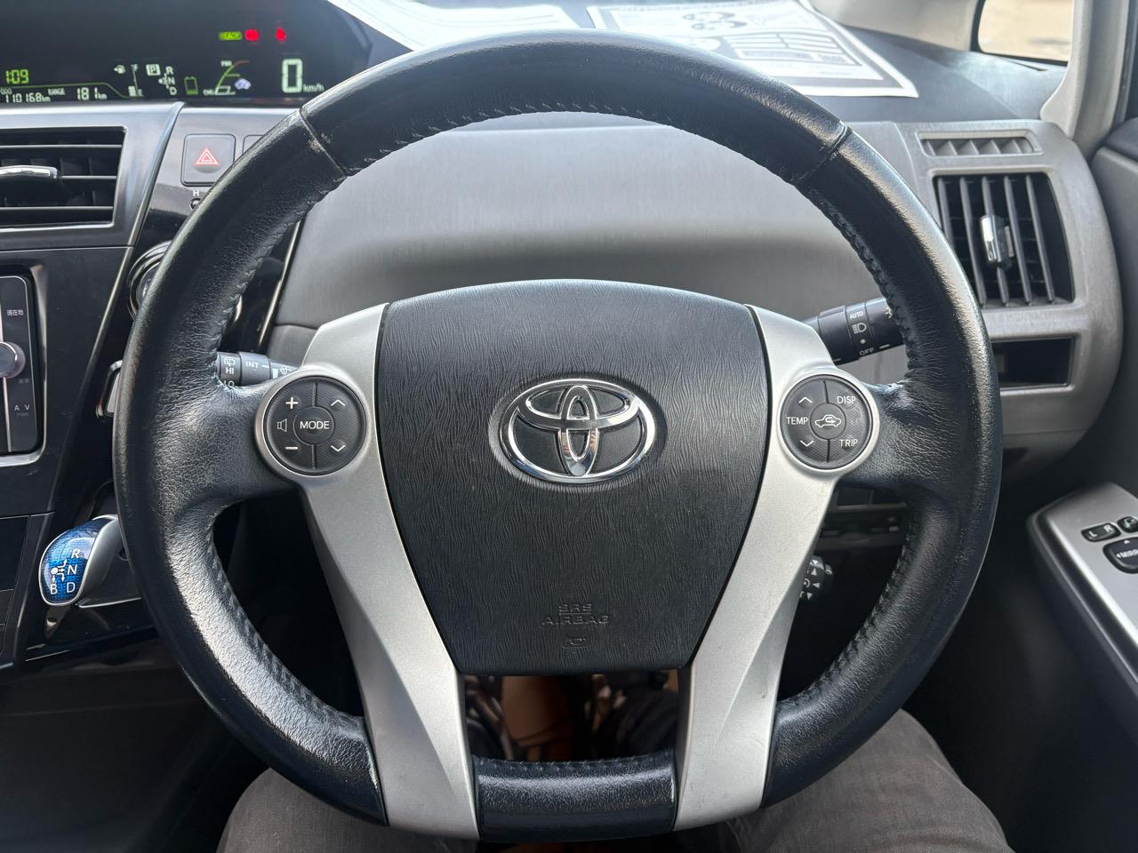 2013 Toyota Prius ALPHA G 7SEAT Carousel 4