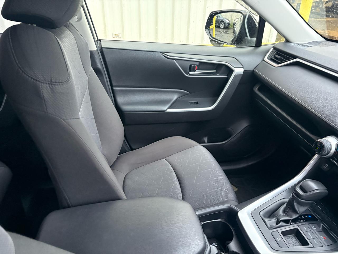 2020 Toyota RAV4 HYBRID X Carousel 3