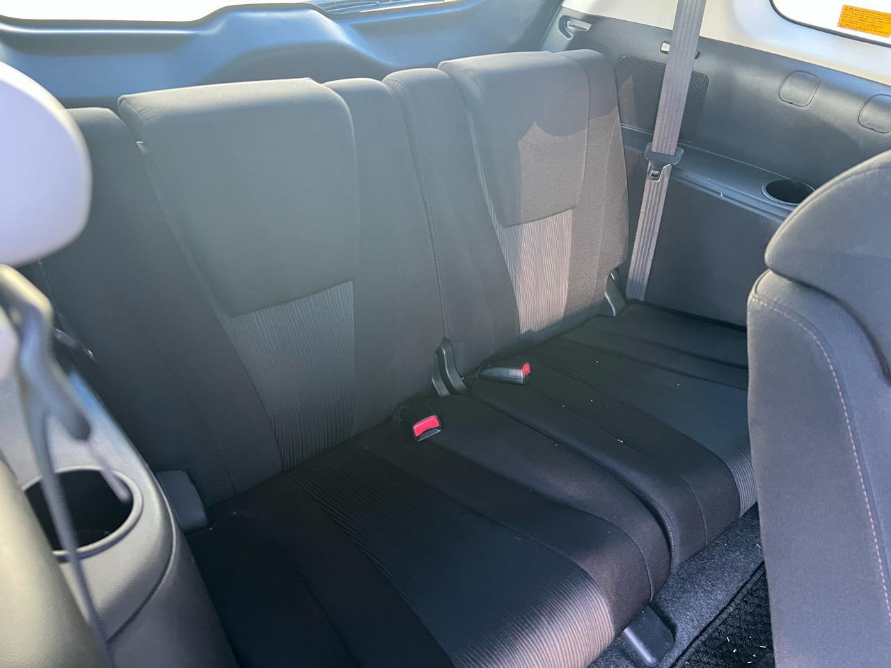 2011 Nissan Lafesta 7 Seaters Carousel 1