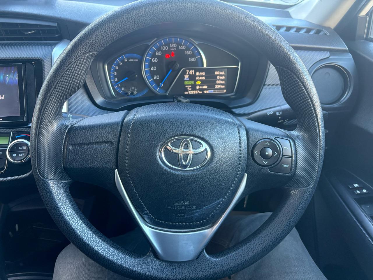 2015 Toyota Corolla FIELDER HYBRID Carousel 2