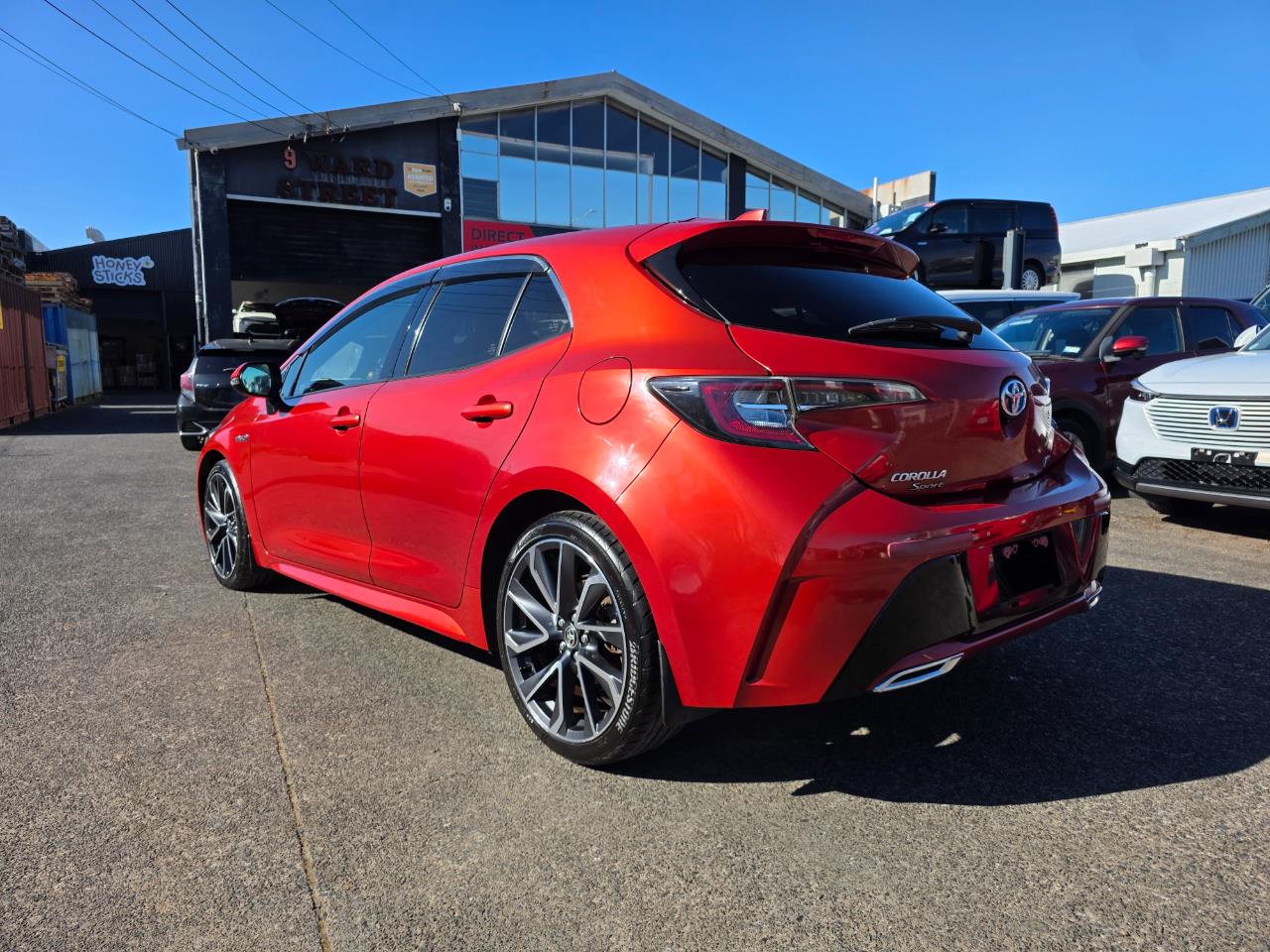 2018 Toyota Corolla Sports Hybrid with Reversing Camera, Parking Sensors, Cruise Control ! Carousel 14