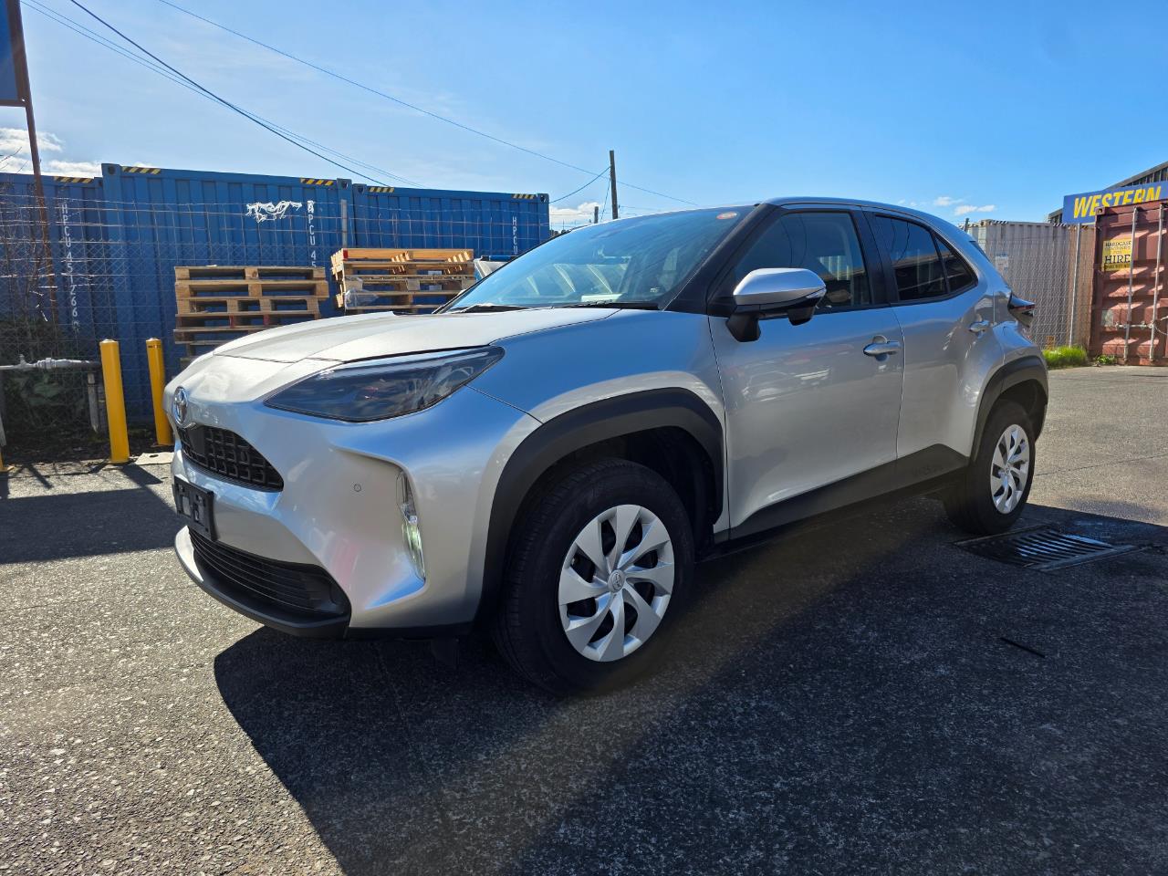 2022 Toyota YARIS CROSS Hybrid X with Reversing Camera, Parking Sensors, Cruise Control ! Carousel 2