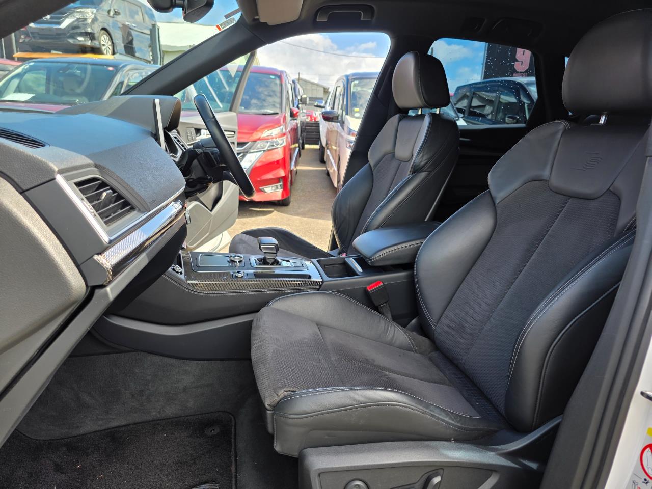 2018 Audi SQ5 Reversing Camera, Parking Sensors, Cruise Control, Electric & Heated Seats ! Carousel 4