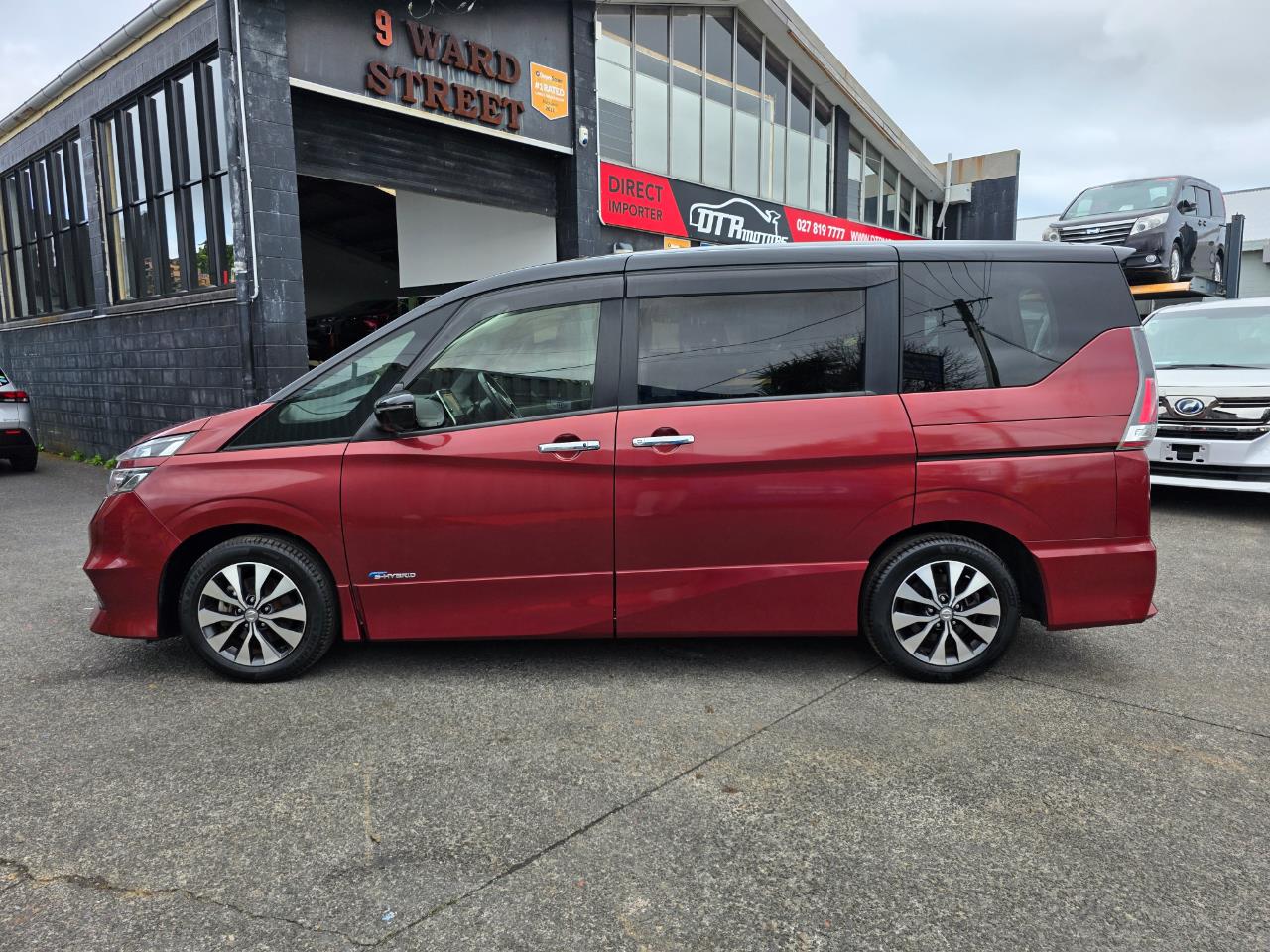 2017 Nissan Serena 5D HIGHWAY STAR S-HYBRID Carousel 15