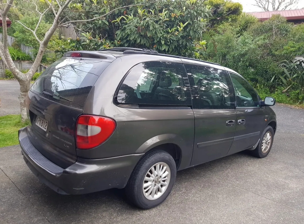 2006 Chrysler Grand Voyager LX
