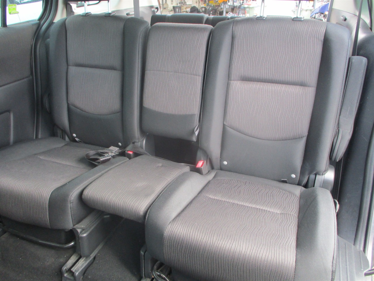 2009 Mazda Premacy Carousel 8