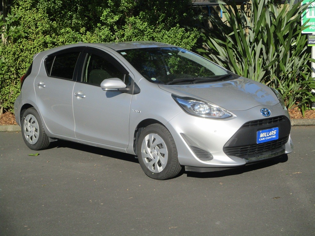 2021 Toyota Aqua S Carousel 11