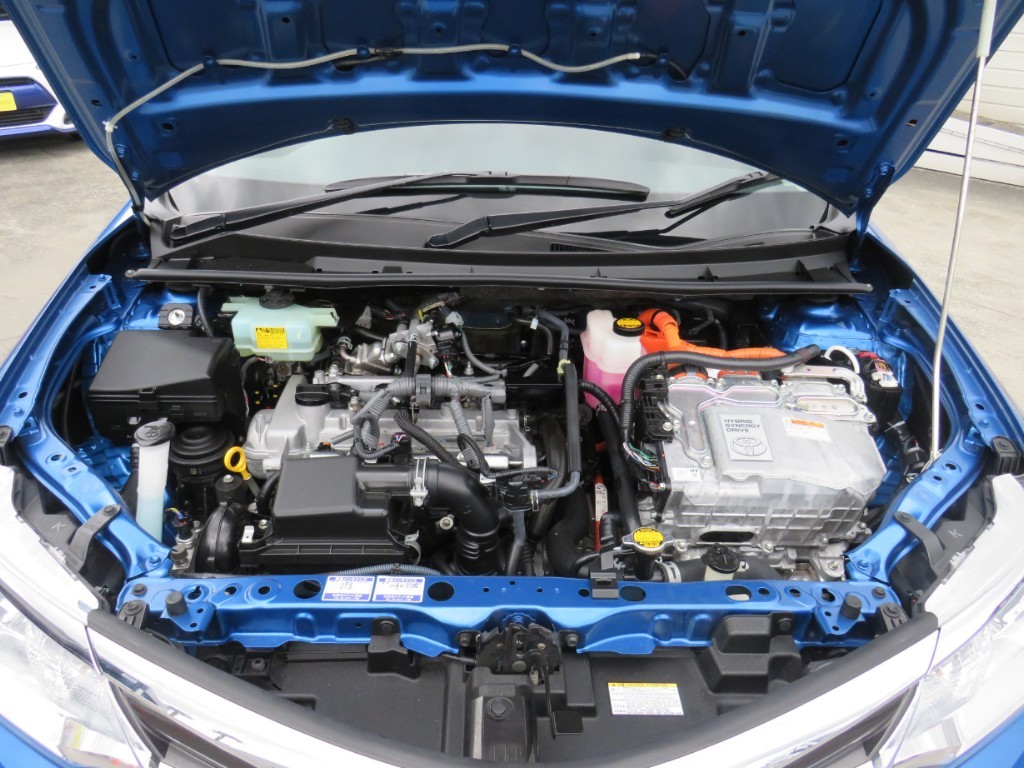 2021 Toyota Corolla Fielder Hybrid Carousel 6
