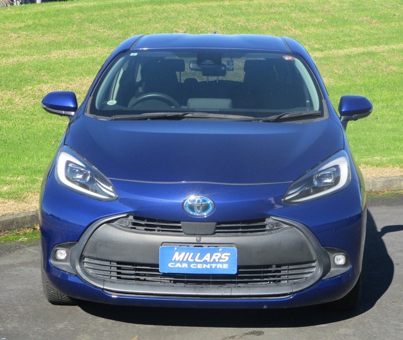 2021 Toyota Aqua X safety sense Carousel 15