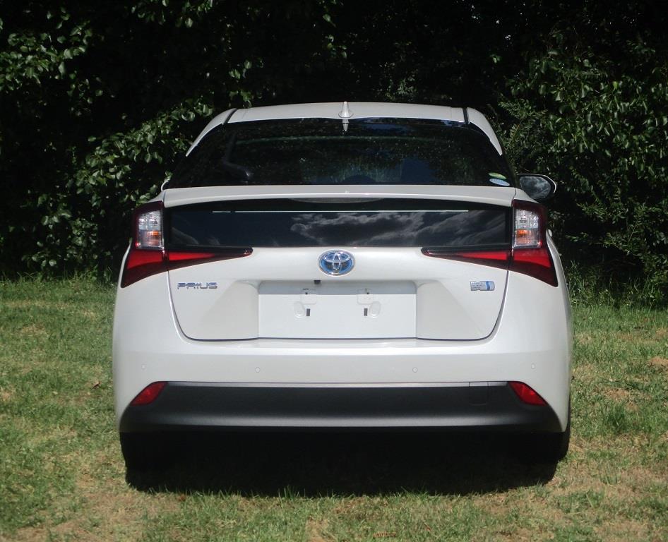 2021 Toyota Prius Carousel 12