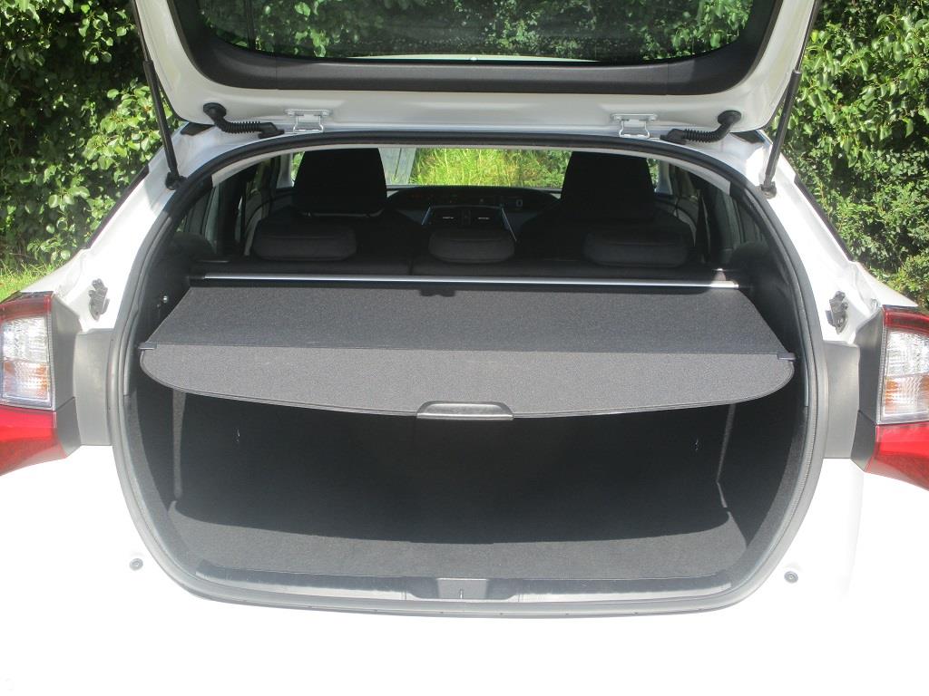 2021 Toyota Prius Carousel 6