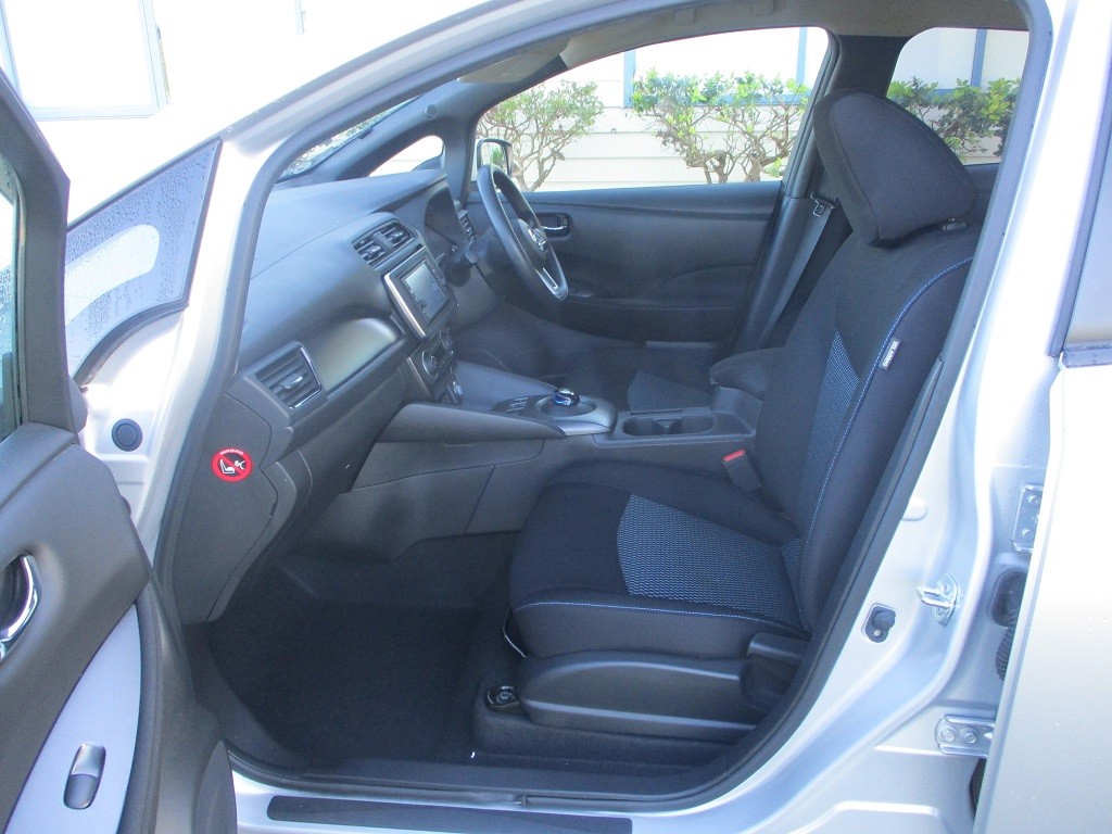 2021 Nissan Leaf 40kw Carousel 2