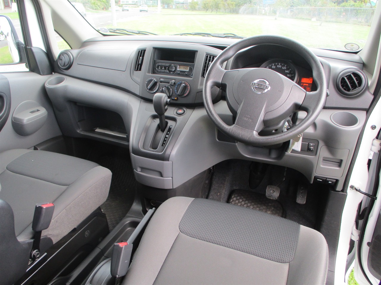 2020 Nissan Nv200 Vanette Van 5 seat Carousel 1