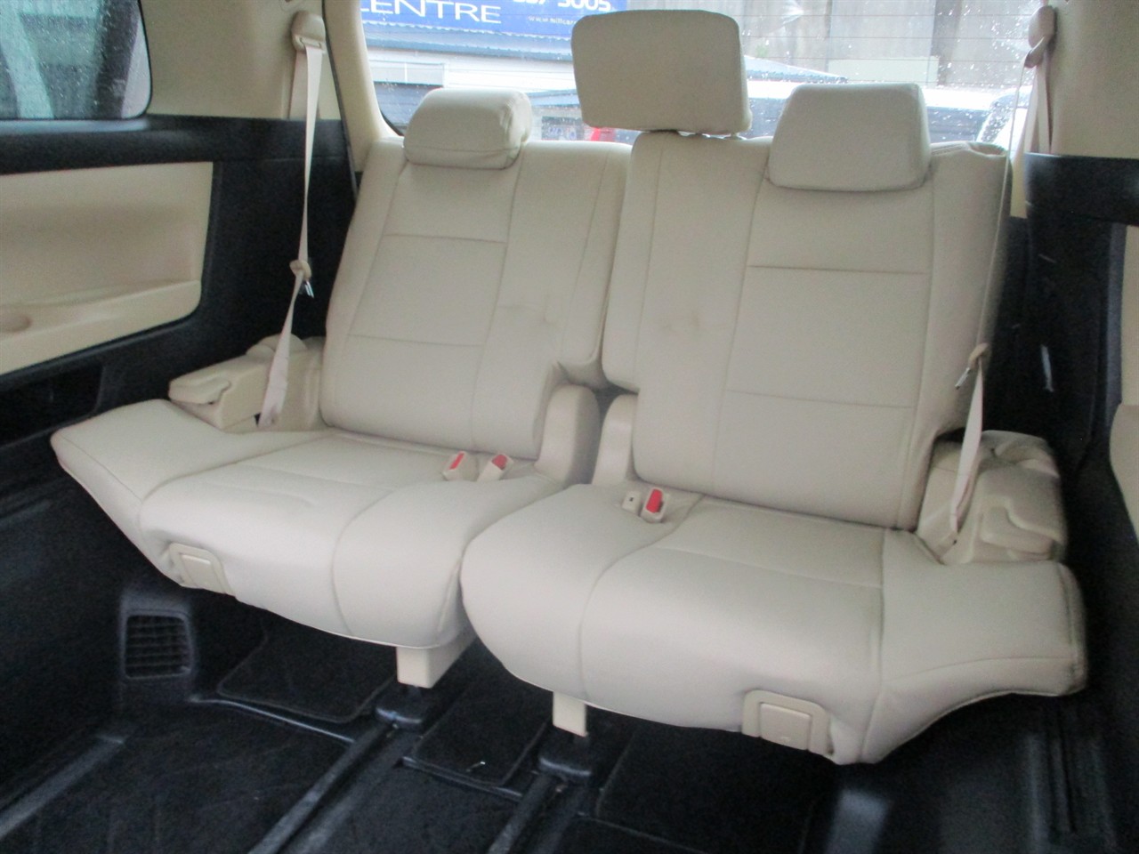 2017 Toyota Alphard Hybrid Carousel 6