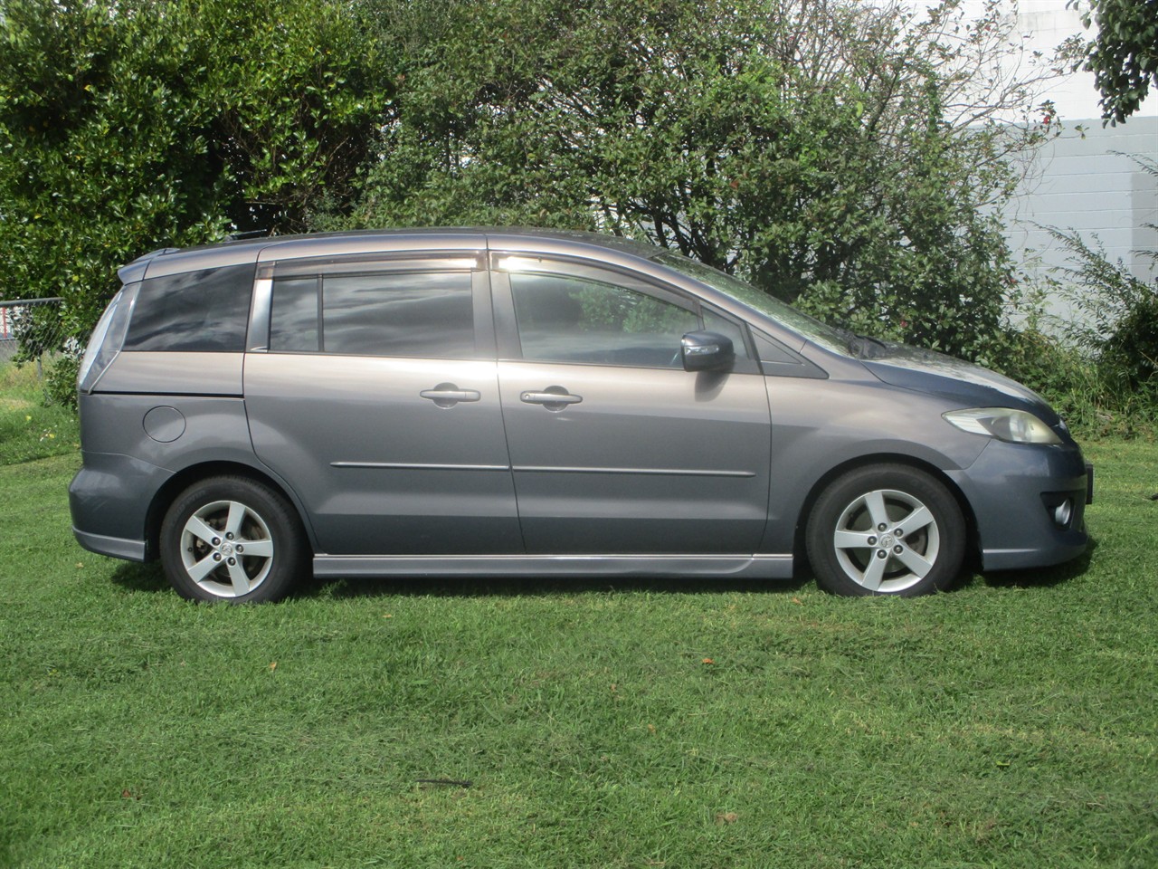 2009 Mazda Premacy Carousel 10