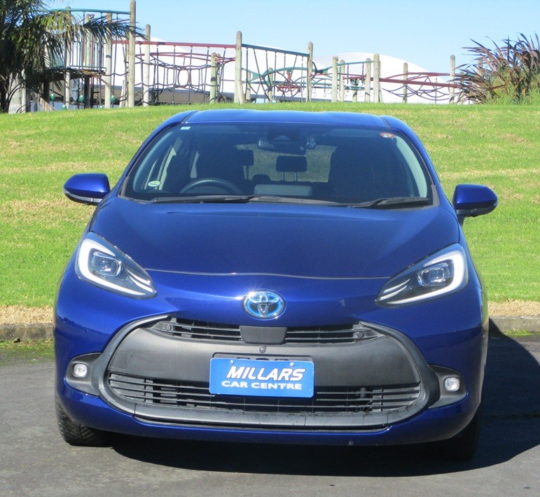2021 Toyota Aqua X safety sense Carousel 16