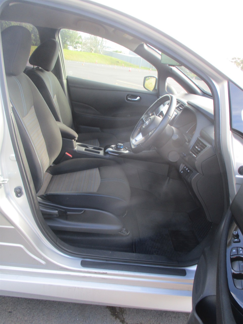 2021 Nissan Leaf 40kw Carousel 4