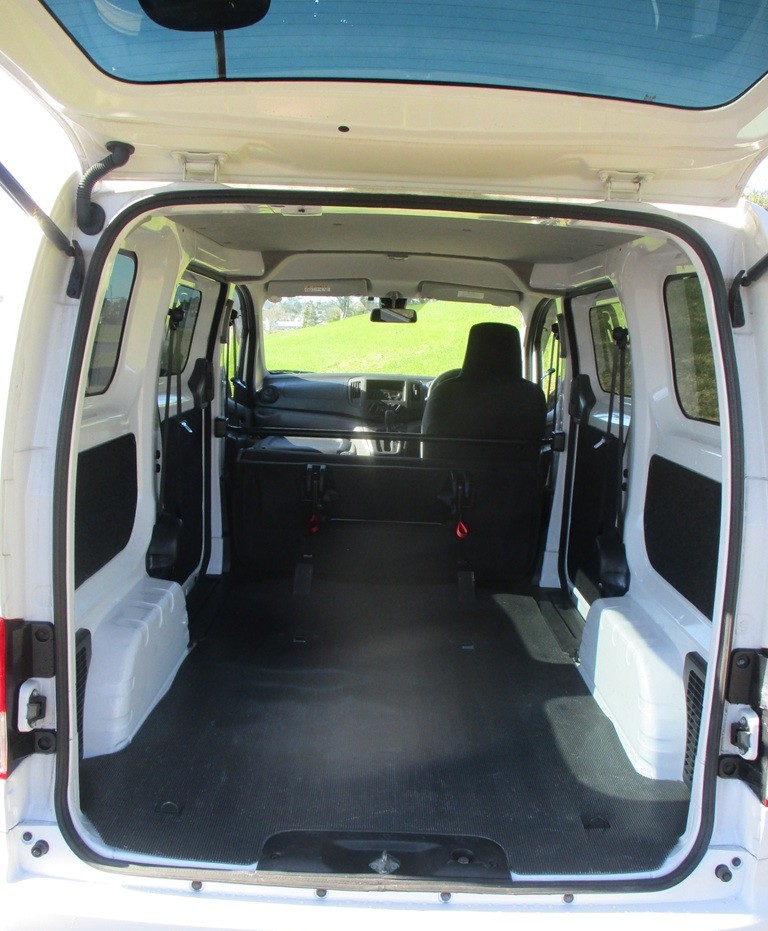 2021 Nissan NV200 Carousel 1