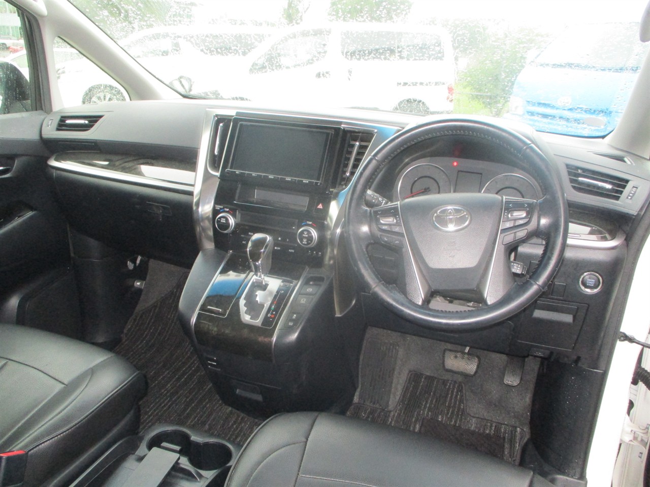 2018 Toyota Vellfire 25x Carousel 15