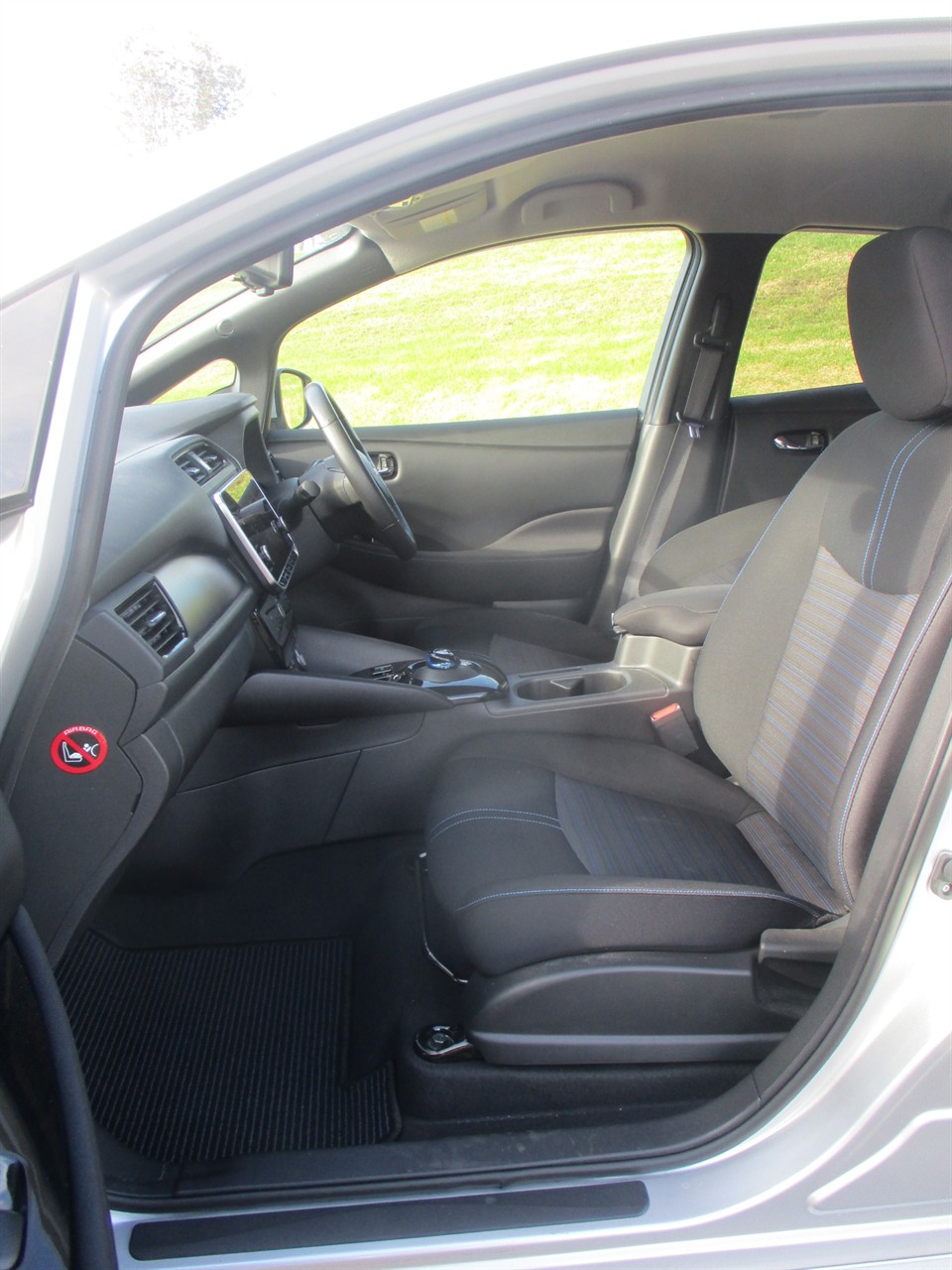 2021 Nissan Leaf 40kw Carousel 5