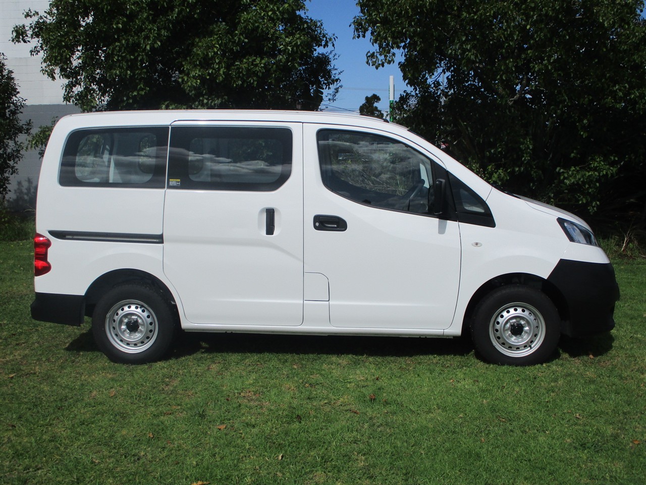 2020 Nissan Nv200 Vanette Van 5 seat Carousel 5