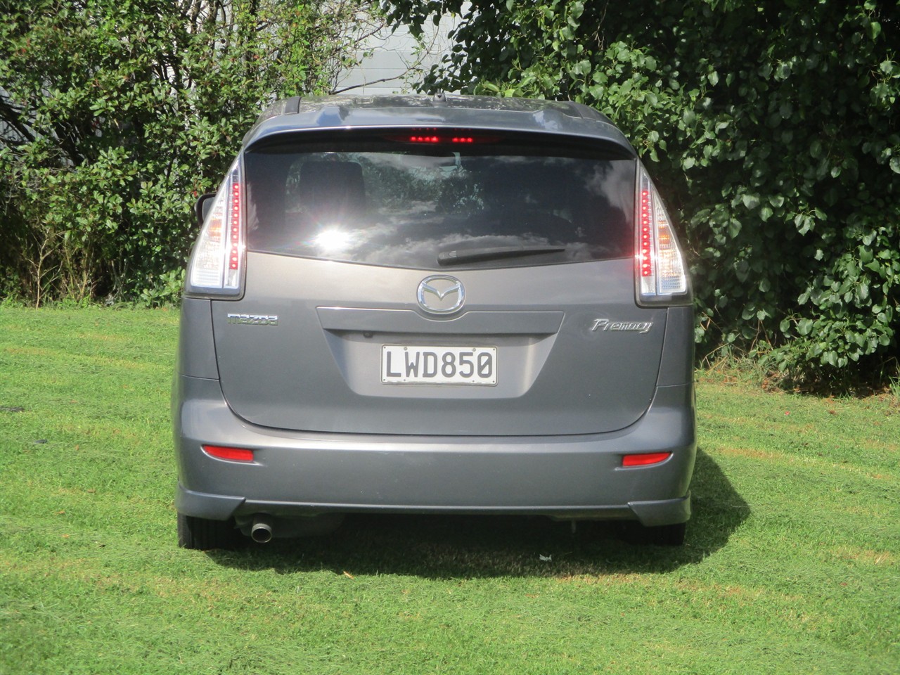 2009 Mazda Premacy Carousel 16