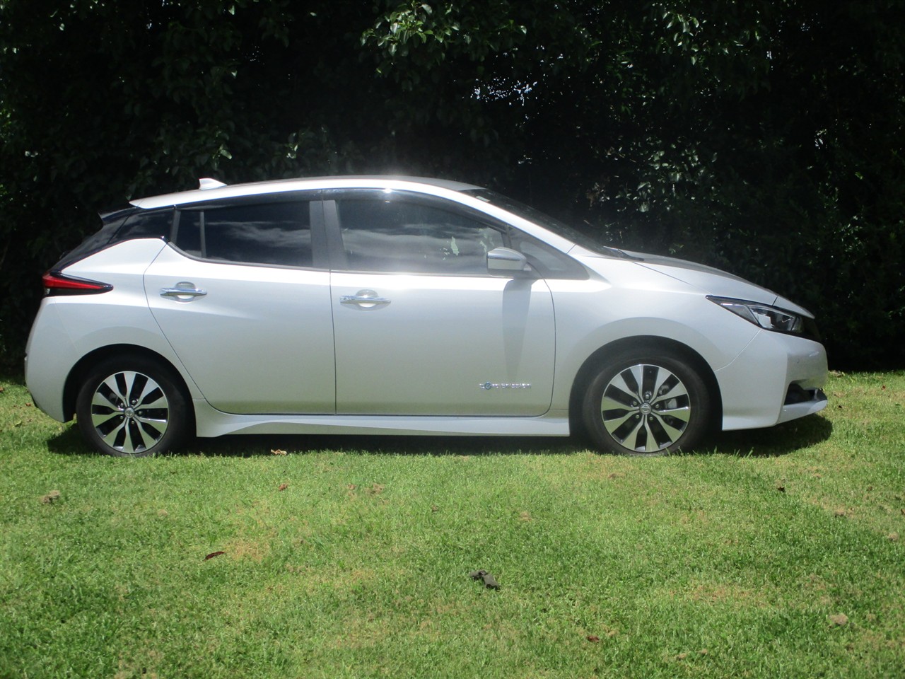 2021 Nissan Leaf 40kw Carousel 13