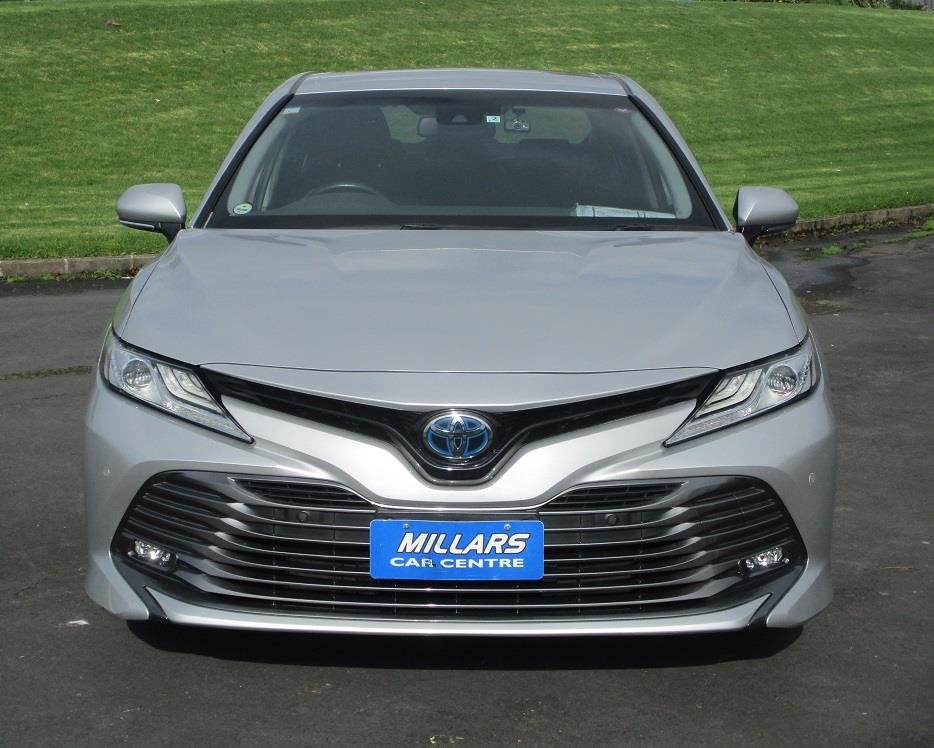 2021 Toyota Camry Hybrid Carousel 14