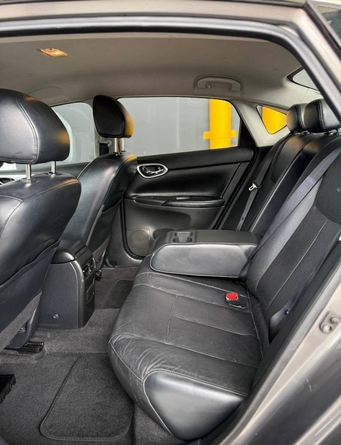 2014 Nissan Pulsar TI Carousel 5