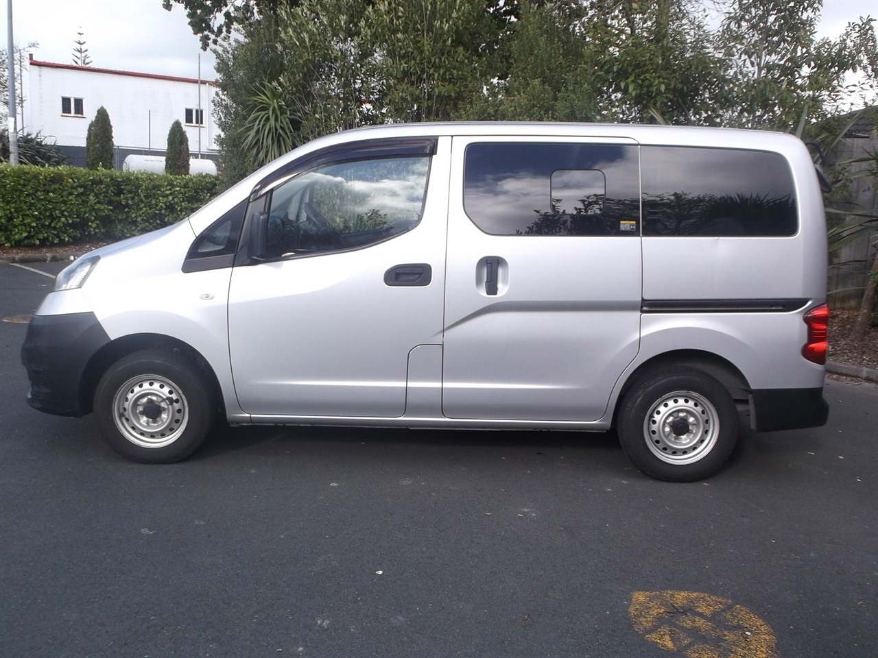 2021 Nissan NV200 5 seat Carousel 8