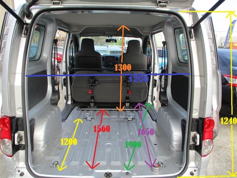 2021 Nissan NV200 Carousel 12
