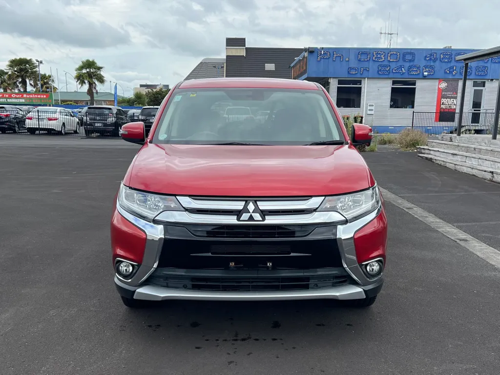 2016 Mitsubishi Outlander  Carousel 9