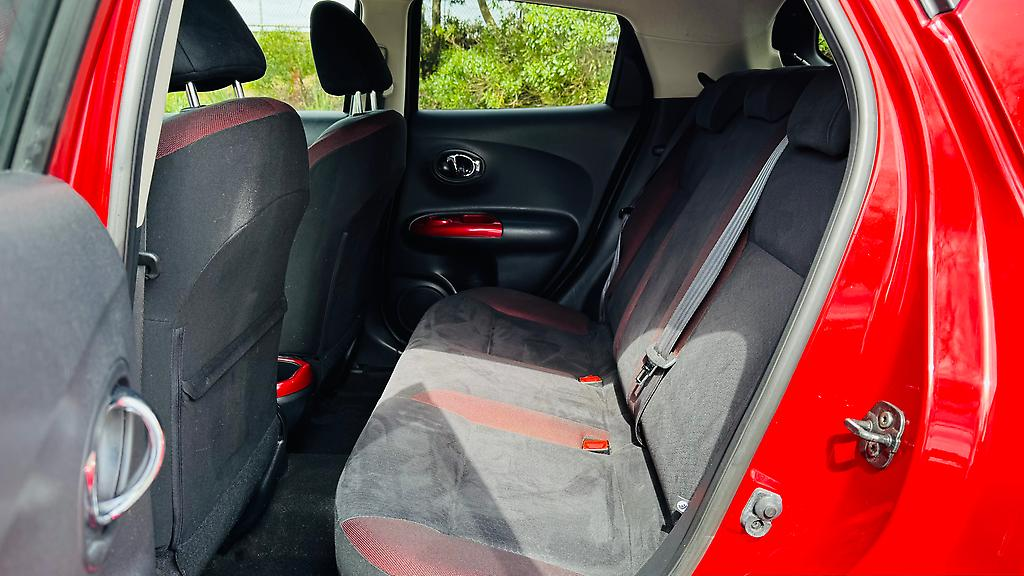 2014 Nissan Juke 1.6 TI CVT Carousel 2