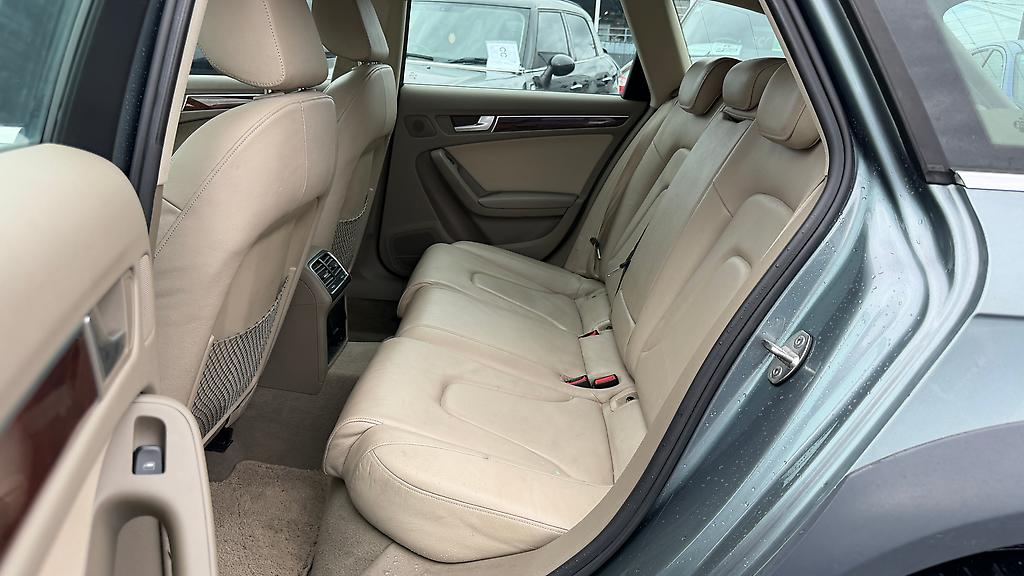 2010 Audi A4 2.0T .. AllRoad Carousel 1